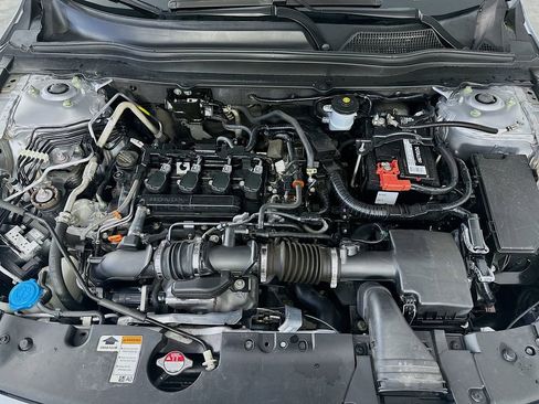 Used 2022 Honda Accord LX image 31