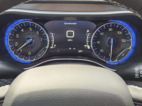 New 2026 Chrysler Pacifica Select image 16