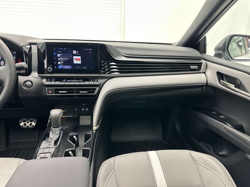Used 2026 Toyota Camry SE w/ Convenience Package AWD/4WD image 29