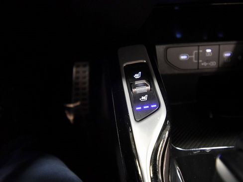 Certified 2025 Kia Sorento SX image 28