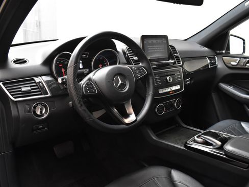 Used 2017 Mercedes-Benz GLE 350 w/ Premium 1 Package image 20