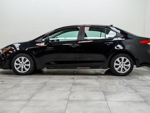 Used 2024 Toyota Corolla LE FWD image 8