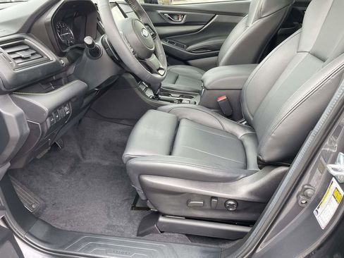 Certified 2025 Subaru Ascent Bronze Edition w/ Onyx Package image 22