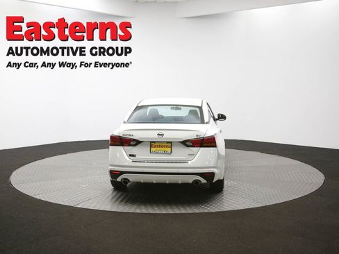 Used 2022 Nissan Altima 2.5 SV w/ SV Premium Package image 35