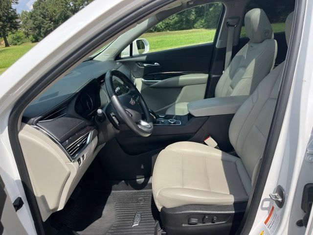 Used 2020 Cadillac XT4 Luxury FWD image 15