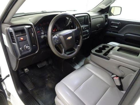 Used 2019 Chevrolet Silverado 1500 W/T w/ WT Convenience Package AWD/4WD image 19