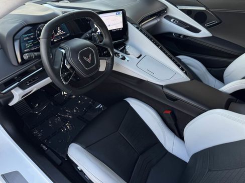 Used 2023 Chevrolet Corvette Stingray Premium Cpe w/ Z51 Performance Package image 15