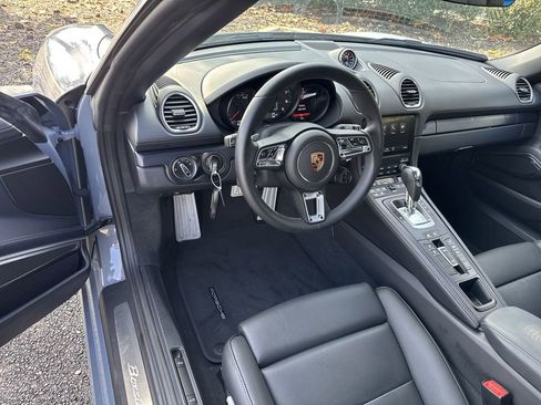 Used 2025 Porsche 718 Boxster GTS image 12