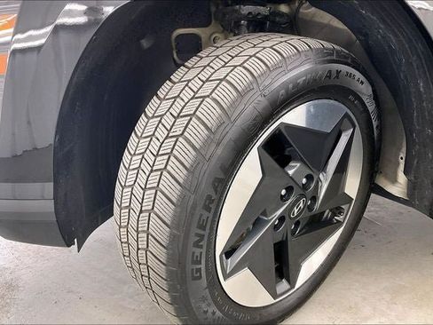 Certified 2024 Hyundai Kona SEL FWD image 33