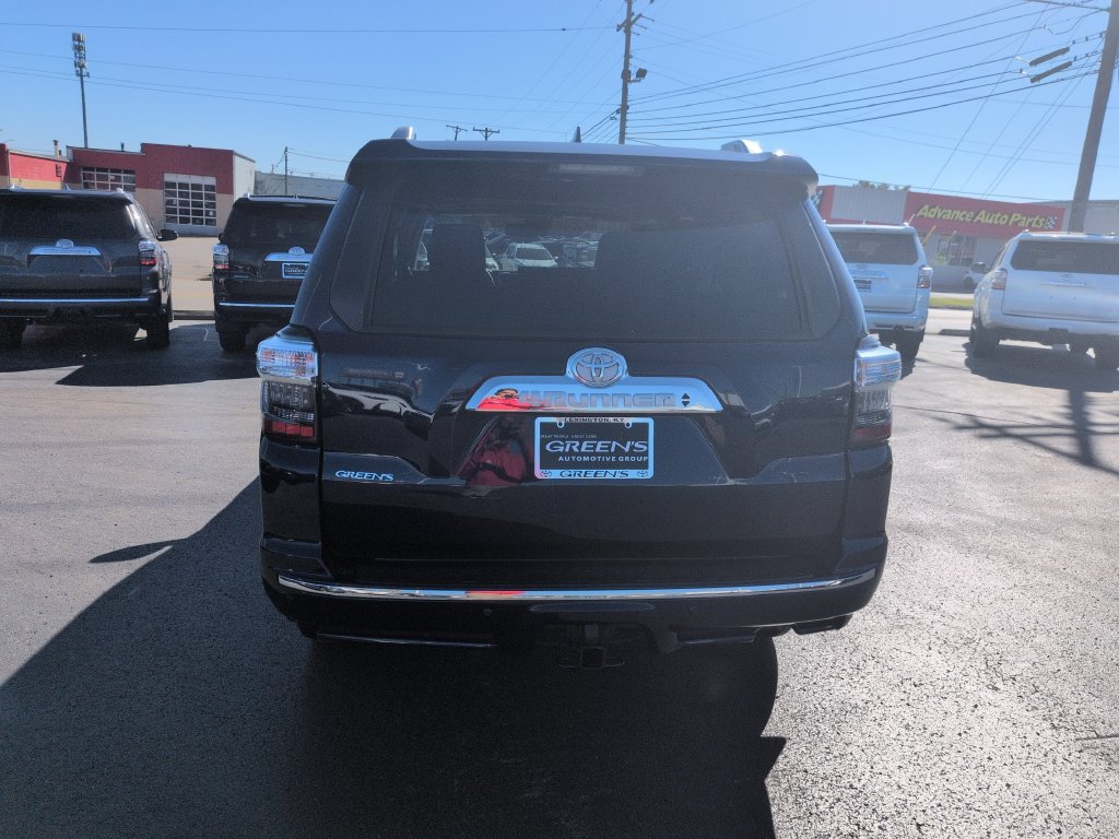 Certified 2022 Toyota 4Runner Limited AWD/4WD image 4
