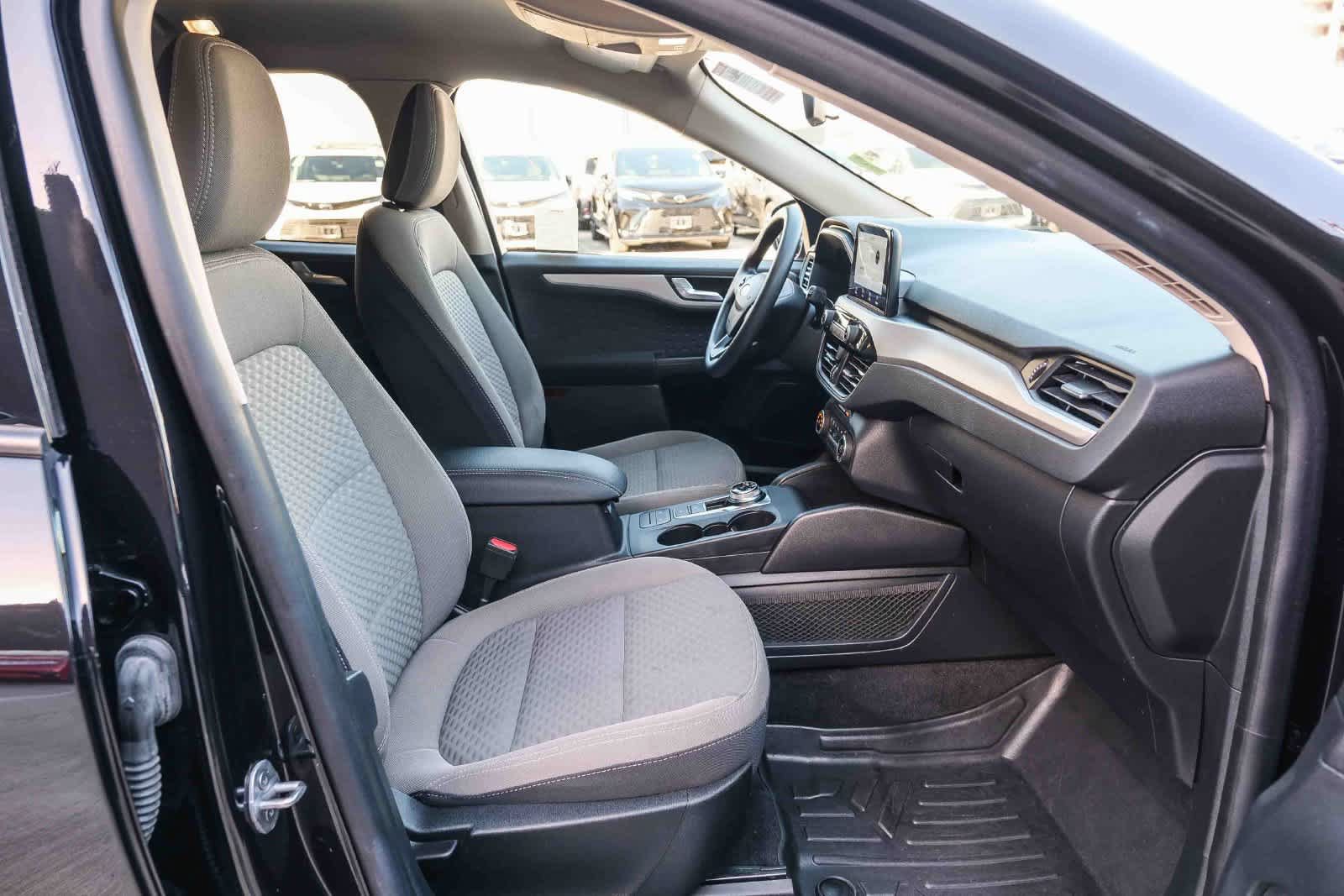 Used 2020 Ford Escape SE AWD/4WD image 19