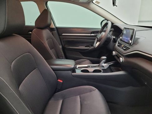 Used 2021 Nissan Altima 2.5 SV image 21