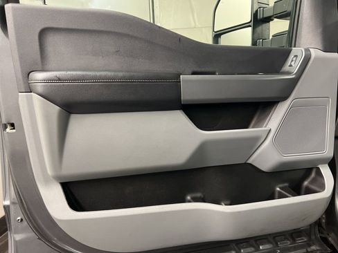 Used 2024 Ford F350 XLT image 25