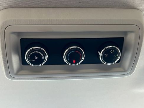Used 2018 Dodge Journey GT w/ Driver Convenience Group AWD/4WD image 12