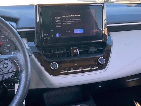 Certified 2025 Toyota Corolla LE image 6