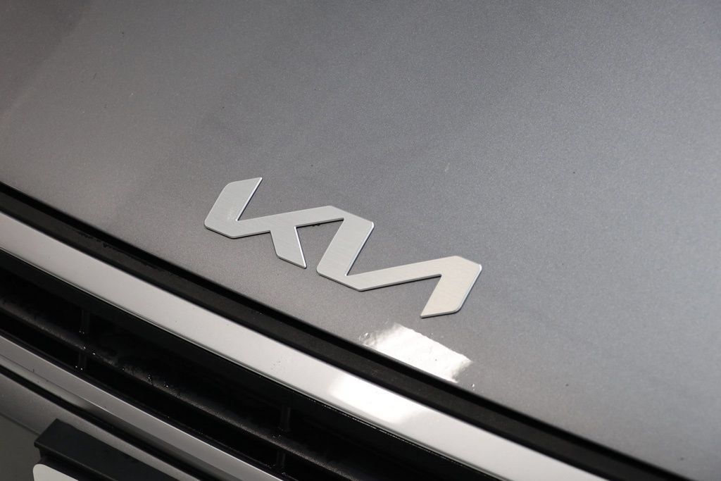 Used 2025 Kia K4 FWD image 12