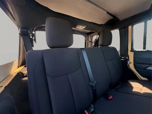Used 2014 Jeep Wrangler Unlimited Sport w/ Quick Order Package 24S image 16