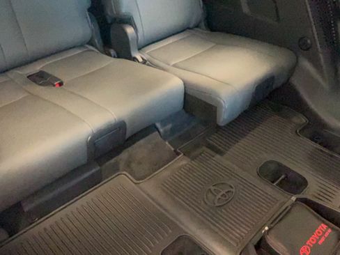 Used 2026 Toyota Sequoia Capstone AWD/4WD image 42