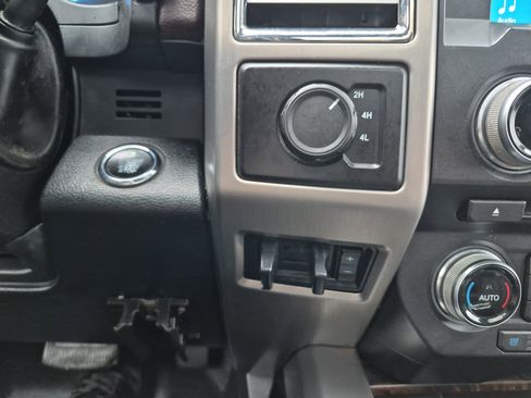 Used 2017 Ford F350 Platinum image 32