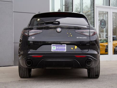 Used 2025 Alfa Romeo Stelvio Sprint w/ Veloce Package image 9