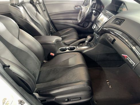 Used 2019 Acura ILX w/ Technology & A-SPEC Package image 30