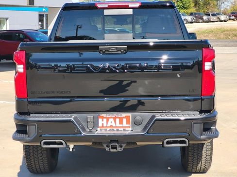 New 2026 Chevrolet Silverado 1500 LT Trail Boss w/ LT Trail Boss Premium Package AWD/4WD image 4