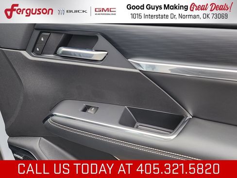 New 2026 GMC Acadia Elevation w/ Black Edition FWD image 39