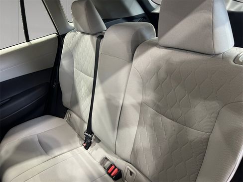 Used 2023 Toyota Corolla Cross L image 16