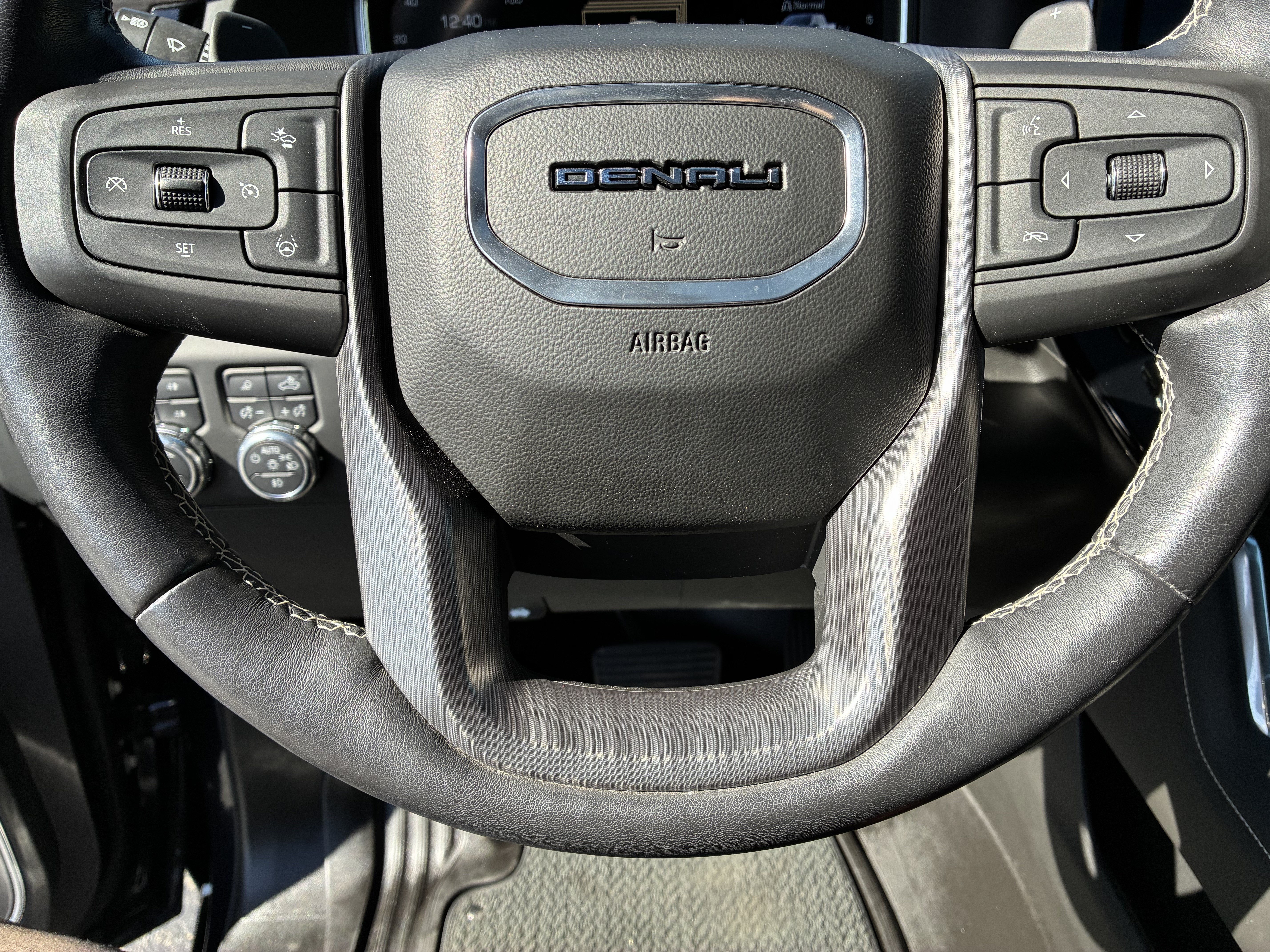 Used 2023 GMC Sierra 1500 Denali Ultimate AWD/4WD image 29