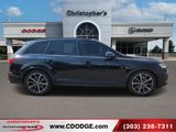 Used 2020 Audi SQ7 Premium Plus w/ S Executive Package image 3