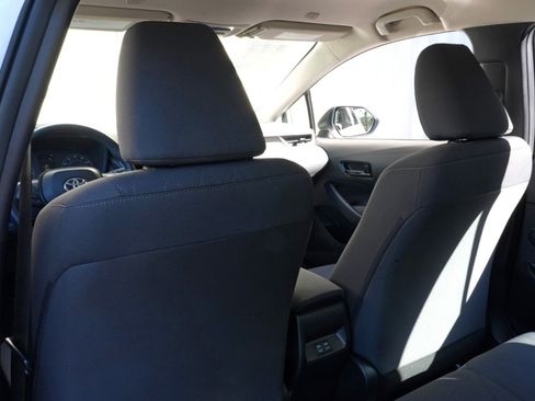 Used 2023 Toyota Corolla LE w/ Carpet Mat Package (TMS) FWD image 29