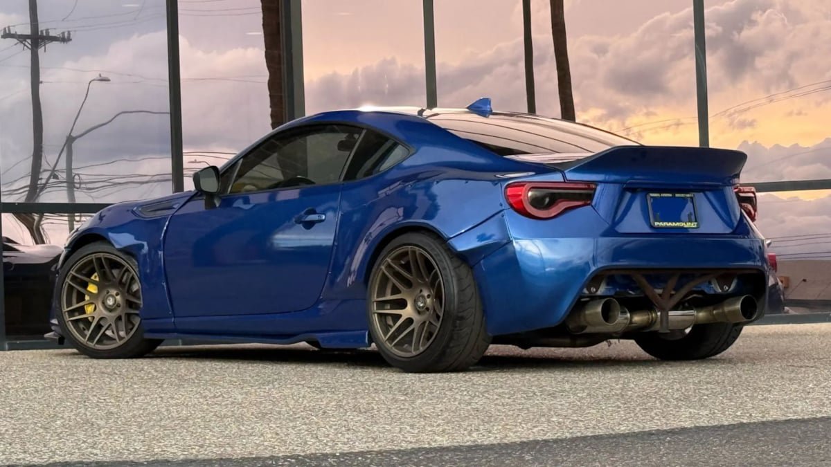 Used 2016 Subaru BRZ Limited RWD image 8