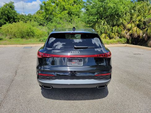 New 2026 Audi Q5 Premium image 5