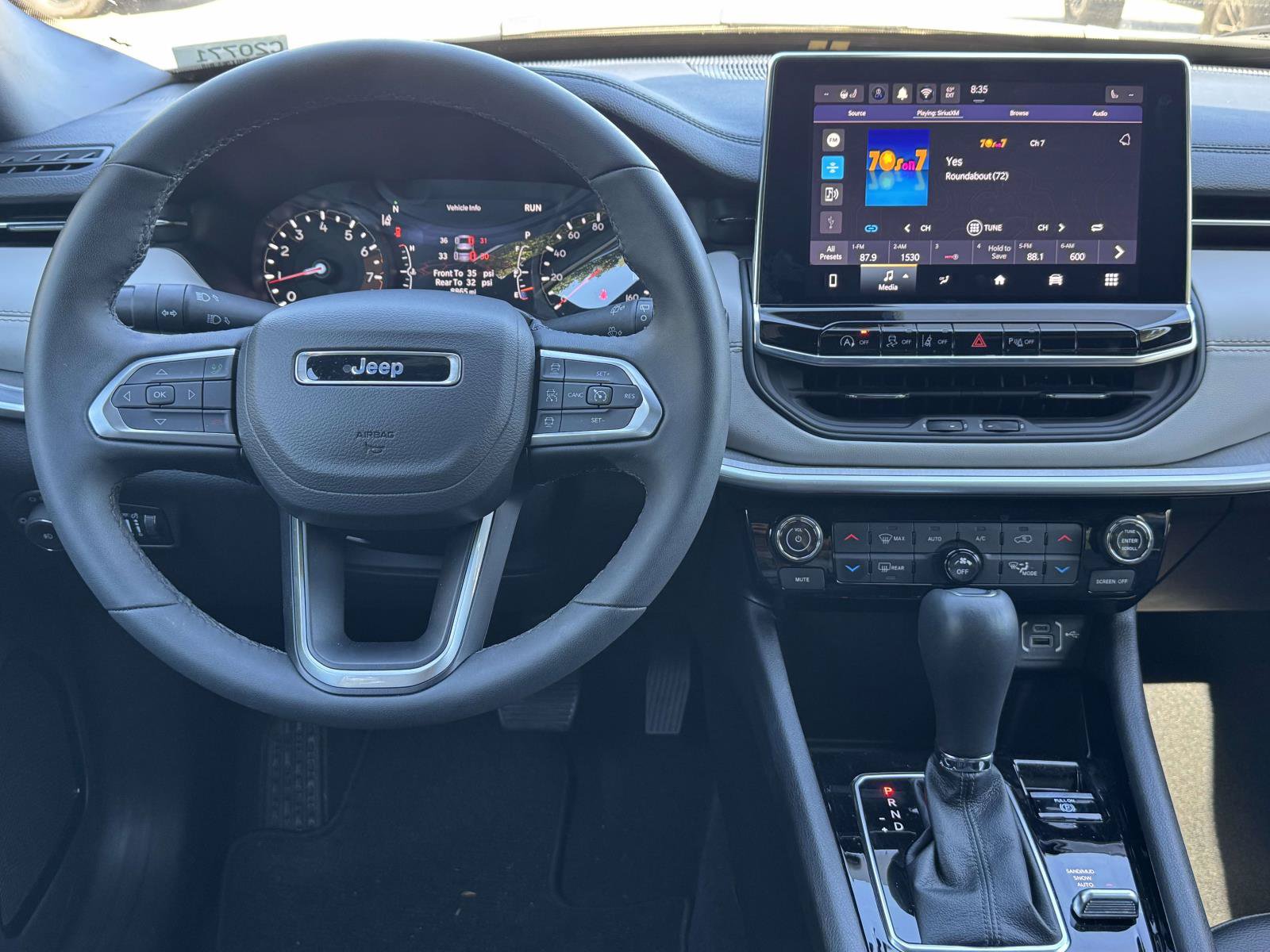 Used 2025 Jeep Compass Limited AWD/4WD image 32