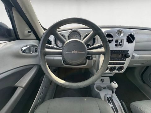 Used 2009 Chrysler PT Cruiser image 12