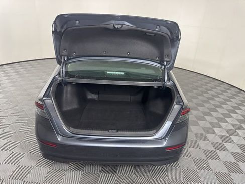 Used 2023 Honda Accord EX image 11