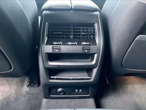 Used 2024 BMW X5 xDrive40i w/ M Sport Package AWD/4WD image 46