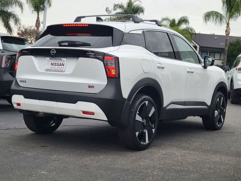 New 2026 Nissan Kicks SR w/ Illumination Package image 2