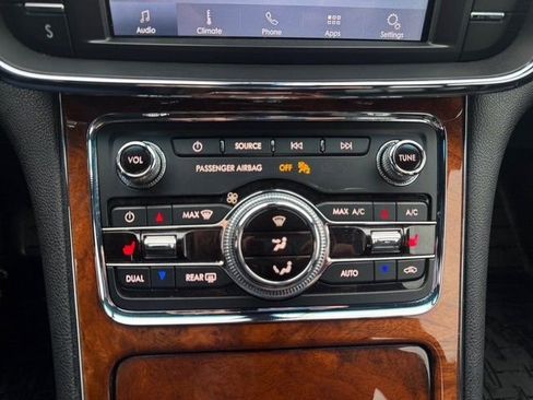 Used 2020 Lincoln Continental Standard image 19