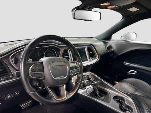 Used 2021 Dodge Challenger R/T Scat Pack w/ Plus Package RWD image 10