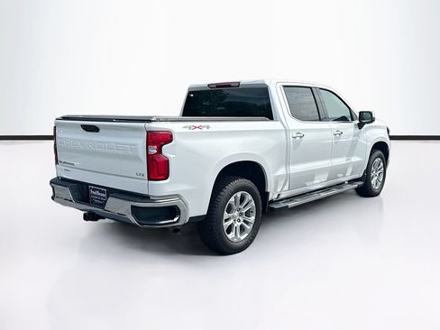Used 2022 Chevrolet Silverado 1500 LTZ AWD/4WD image 9