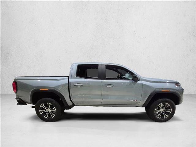 Used 2024 GMC Canyon AT4 AWD/4WD image 4