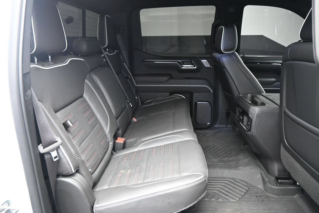 Used 2024 GMC Sierra 1500 AT4X w/ AT4X AEV Edition AWD/4WD image 11