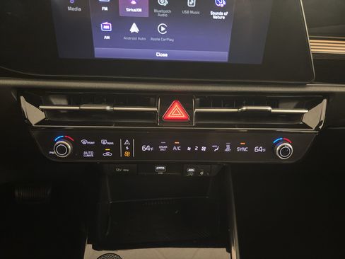 Used 2023 Kia Niro Wind FWD image 23