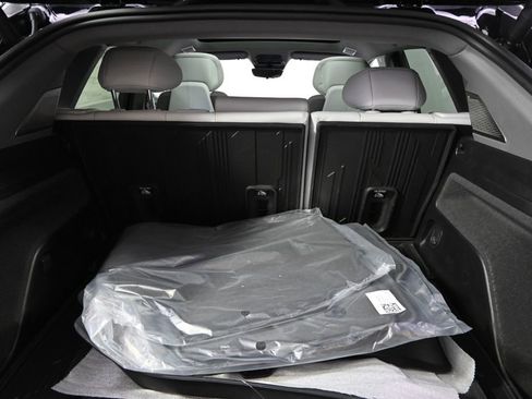 New 2026 Cadillac Optiq Sport 1 w/ LPO, Floor Liner Package RWD image 18