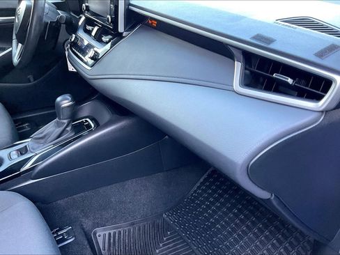 Used 2021 Toyota Corolla SE w/ Carpet Mat Package (TMS) FWD image 19