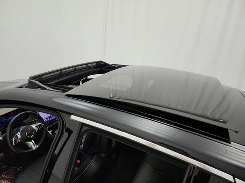 Certified 2023 Mercedes-Benz EQE 350+ SUV w/ Exclusive Trim Package image 11