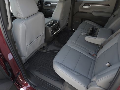 New 2026 GMC Sierra 1500 SLT w/ SLT Premium Package AWD/4WD image 29