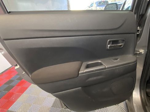 Used 2020 Mitsubishi Outlander Sport ES AWD/4WD image 15