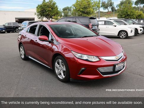 Used 2019 Chevrolet Volt LT image 8